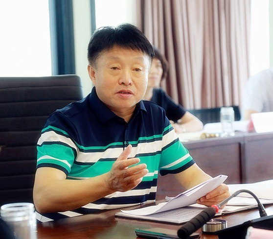 海洋之神集团举行“不忘初心、切记使命”主题教育第三次集中学习钻研暨警示教育会