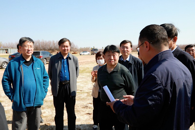 熊良虎出席省人大黄河流域陕西段生态保；；；；；；；ず透咧柿可ぷㄌ獾餮凶富
