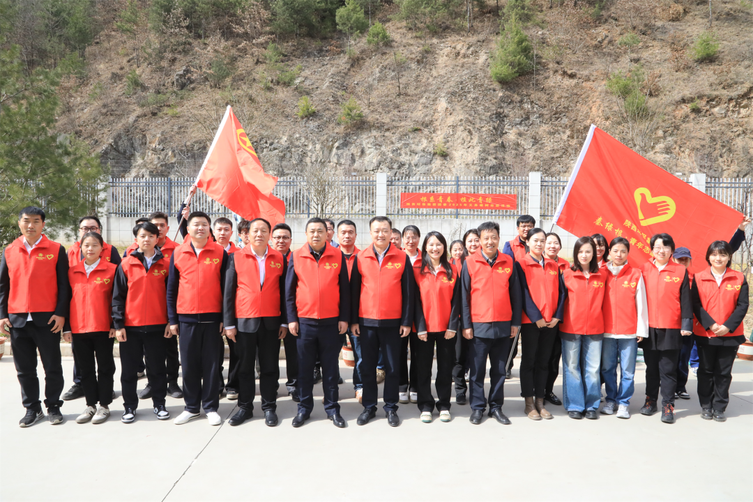 根系青春·植此青绿｜海洋之神集团团委开展义务植树自愿活动